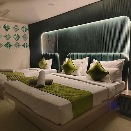 Hotel Lake View Airport Zone Hyderabad Bagian luar foto