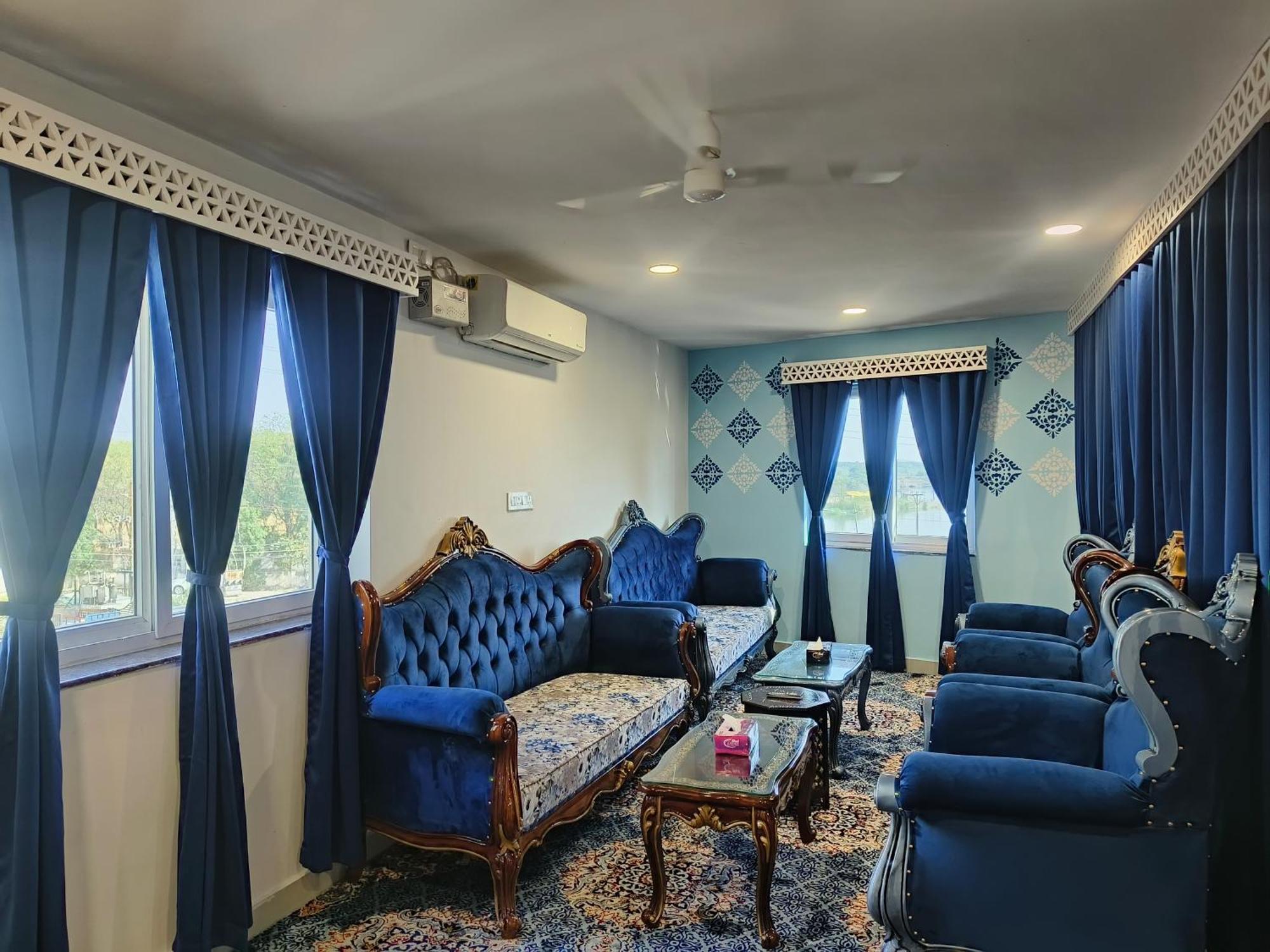 Hotel Lake View Airport Zone Hyderabad Bagian luar foto